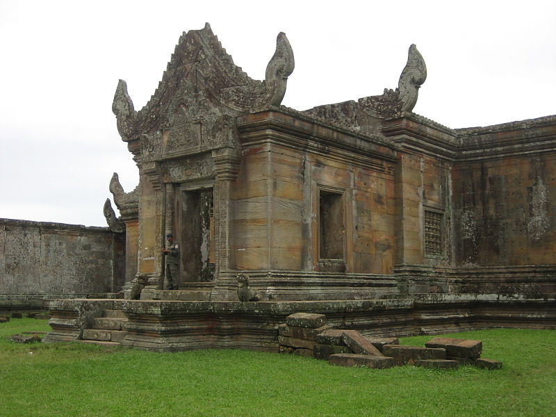 Preah Vihear & Koh Ker Tour