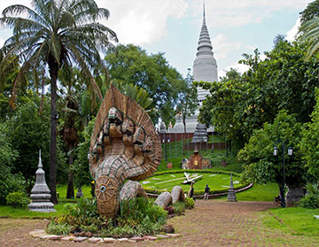 Cambodia Tour Package - wat phnom Cambodia